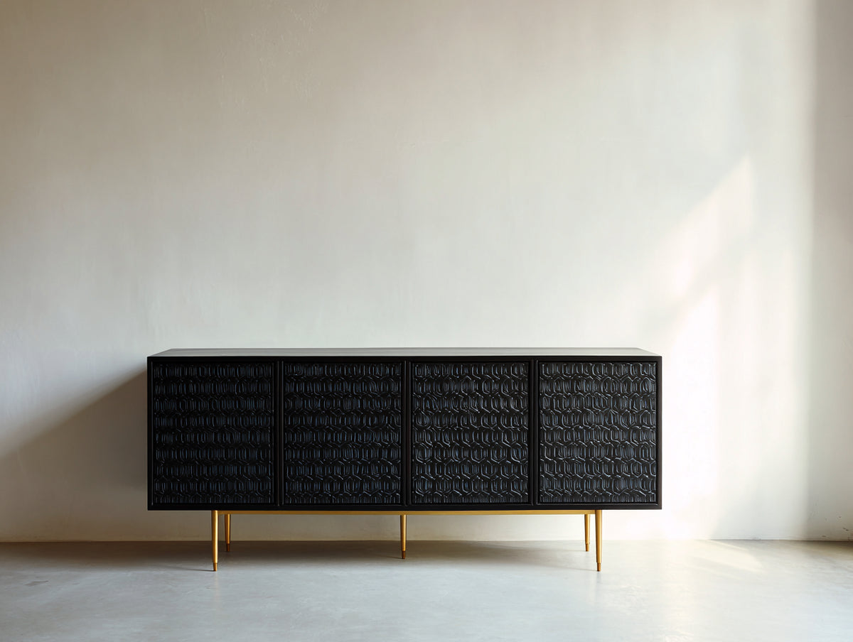 Mueble recibidor de madera de ingeniería negro 180x40x80 cm con 4 puertas texturizadas y patas metálicas doradas estilo moderno